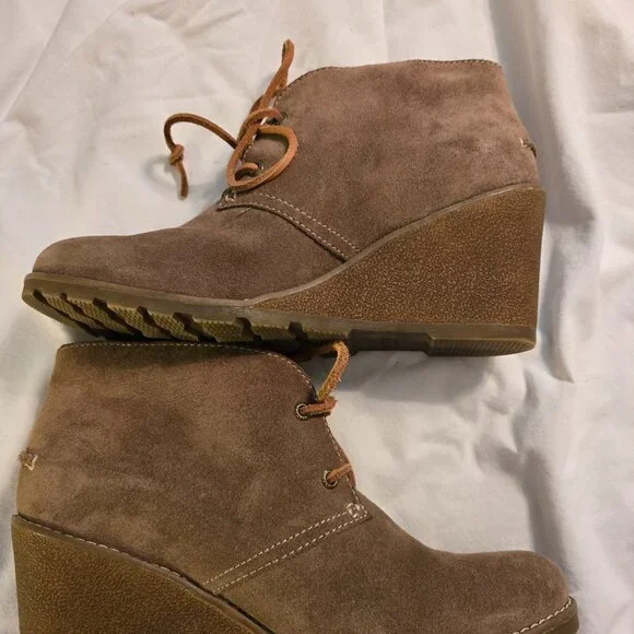 Sperry Top Sider Women's Celeste Prow Suede Bootie Taupe Tan Leather 8.5M. - Picture 14 of 14